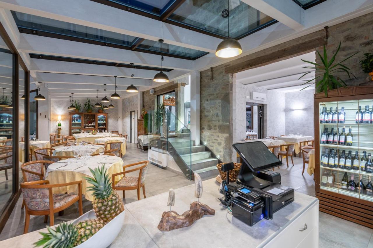 Hotel Roma Porretta Terme Bagian luar foto